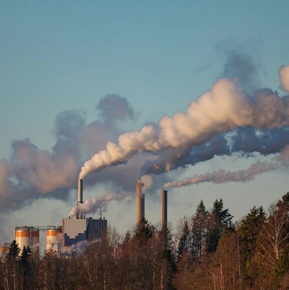 The International Labour Organization says 2.4 billion workers face climate-related health risks.