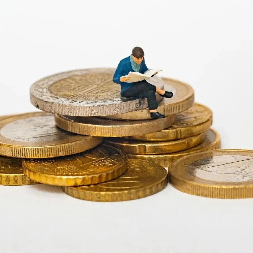 From "Financial Influencers" to Artificial Intelligence: Six Trends Shaping the Future of Financial Consulting