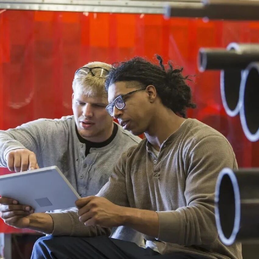 Three Ways the Government Is Tackling the Global Skills Crisis