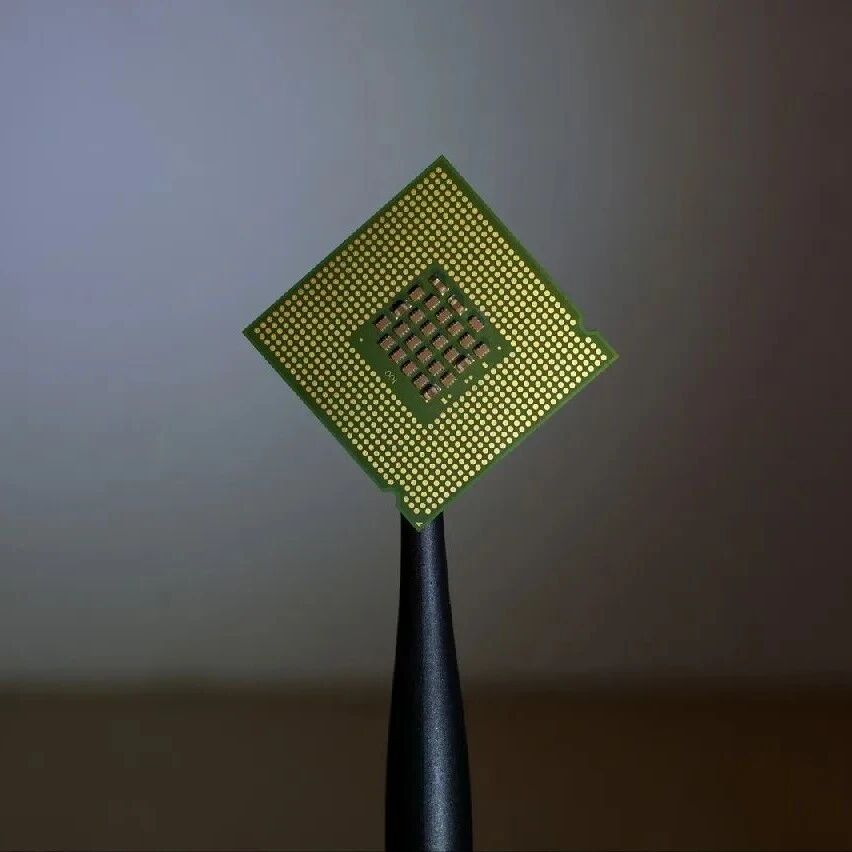 Exploring the past, present, and future of microchips