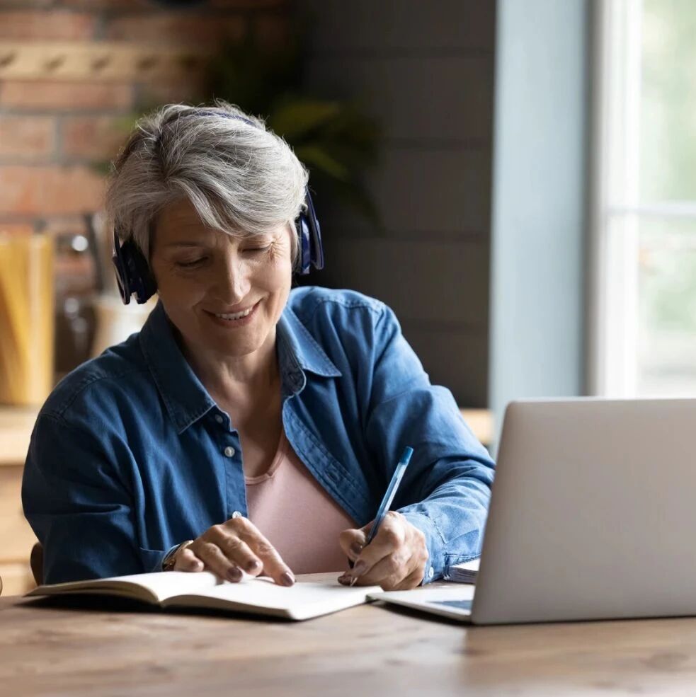 How can older adults drive workforce innovation in the digital economy?