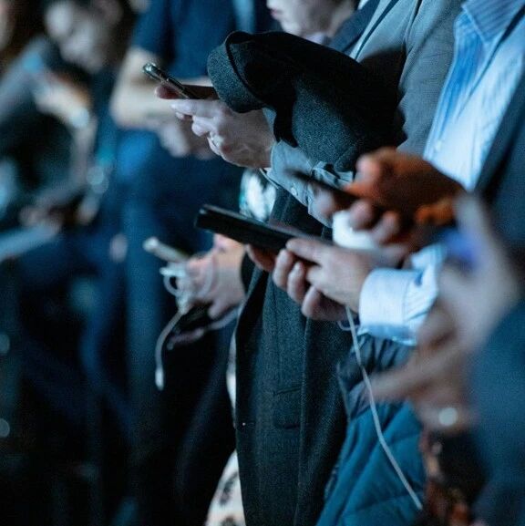Rediscovering Focus: Why Do We Need a Weekly "Digital Detox"?