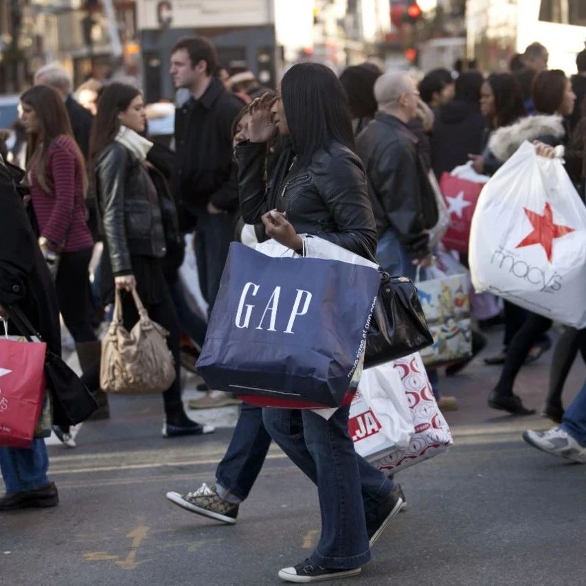 How can we break the global decline of the middle class?