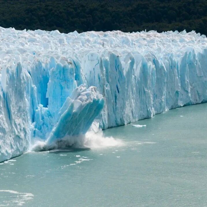 Ice Sheet Melting Accelerates: How Should Businesses Respond to Climate Change?