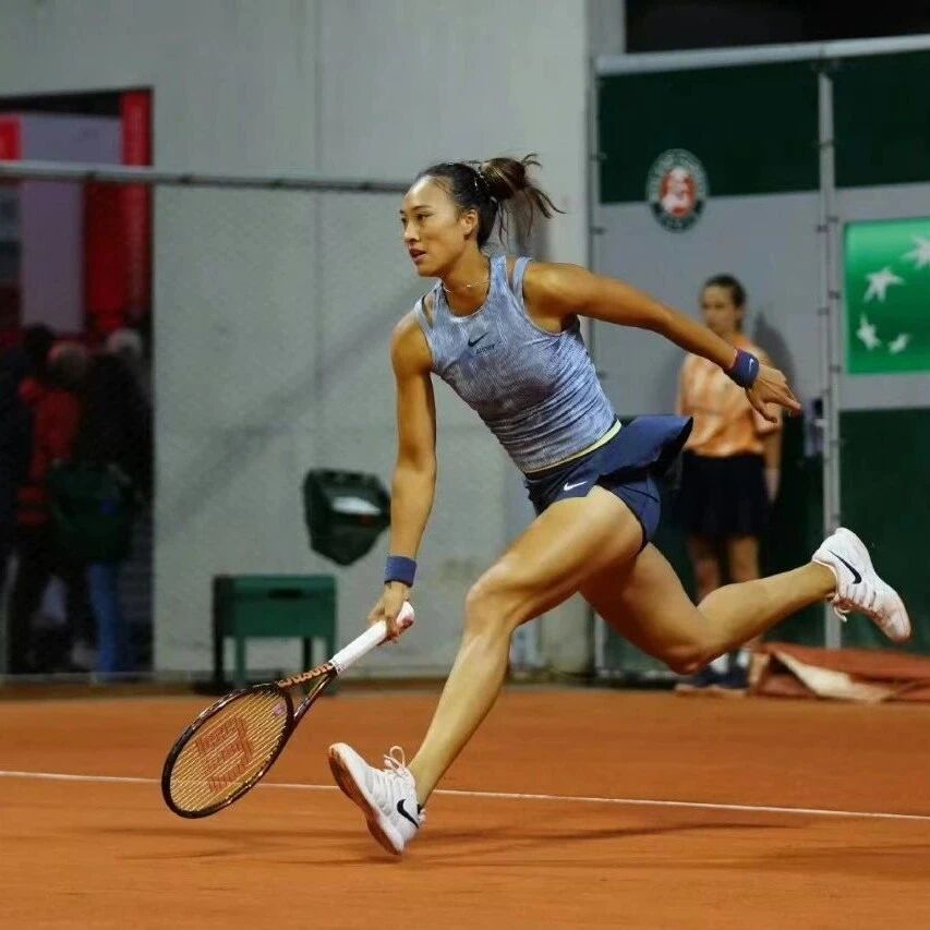 China's trio advances to the third round of Roland Garros, while veteran players head home one by one.