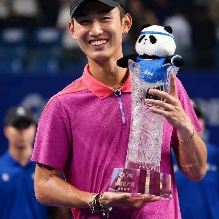 Shang Juncheng claims his first tour-level title, while Zhang Zhizhen finishes as runner-up—as the men's and women's singles draw for the China Open is unveiled.