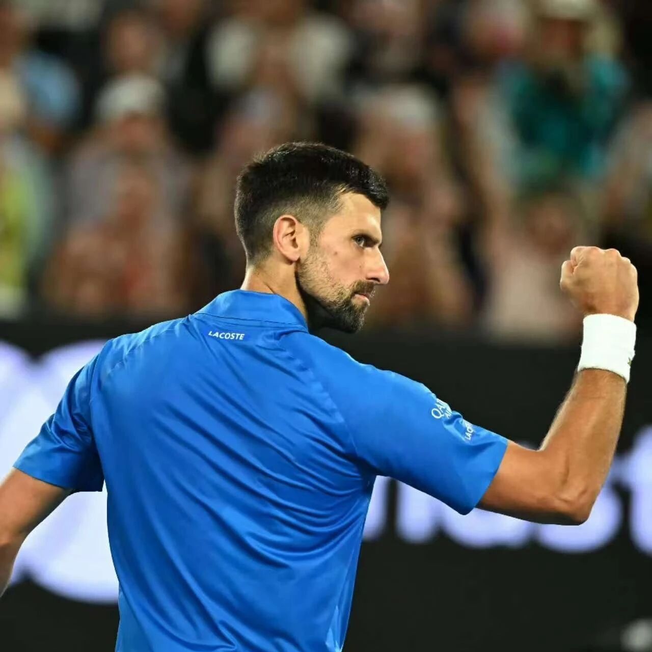 Djokovic stages a stunning comeback to advance to the semifinals, where he'll face Zverev.