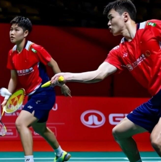 The national badminton team kicks off the year-end finals with a confident and soaring spirit!