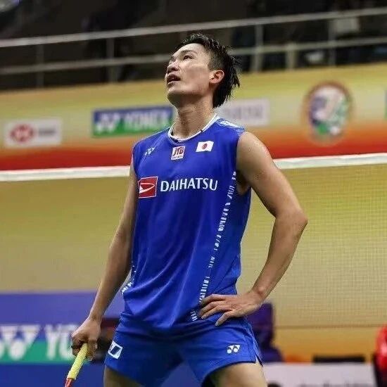 Shocking news: Kento Momota to retire! He suffers another straight-game sweep in the first match of the new season, crashing out in the opening round. The player himself responded after the match...