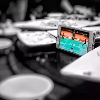 Is playing badminton in the evening harmful? Did you know what the best time of day is for playing badminton?