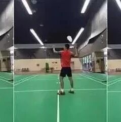 Can you master the badminton offensive technique known as "smash"? Here are 5 key tips to remember for maximum power!