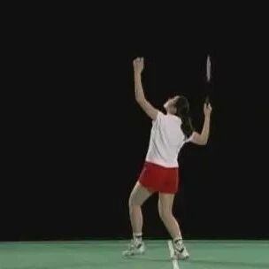 Step-by-step guide to hitting a forehand high clear