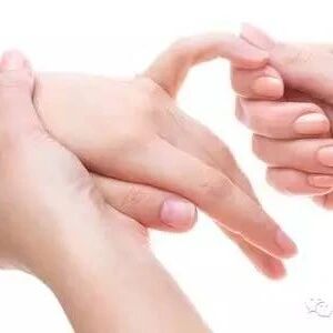 Tip: What to do if your hands are shaking after playing sports?
