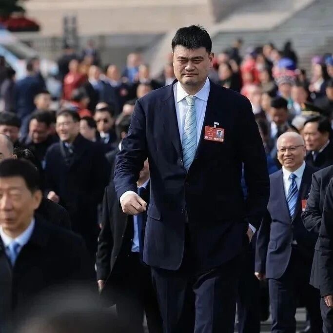 Yao Ming: Turning off the screen for 24 hours isn’t just for the kids—it’s also for our generation.