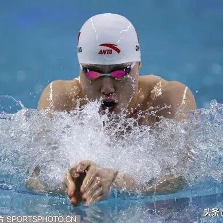 National Spring Swimming Championships | Last night! Qin Haiyang wins gold in the men's 200m breaststroke, while Yang Peiqi claims gold in the women's 400m freestyle.