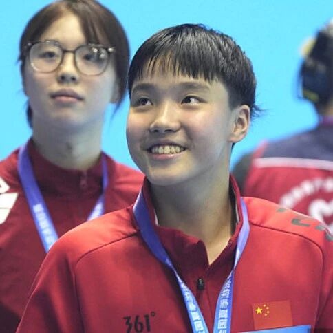 Day 2 of the 2025 National Swimming Championships: Yu Yiting sweeps gold medals in the 100m butterfly and 200m individual medley; 12-year-old Yu Zidi earns a spot at the World Championships.