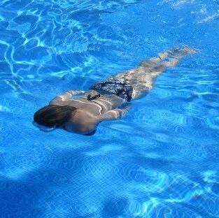 7 Major Self-Protection Tips to Keep in Mind When Swimming—Every Moment Could Be Risky!